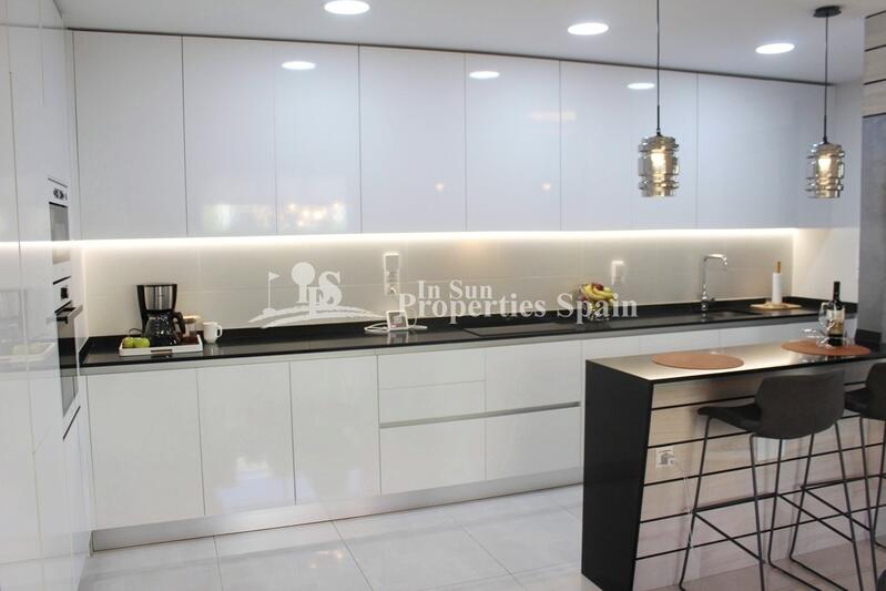 3 bedroom Apartment for sale