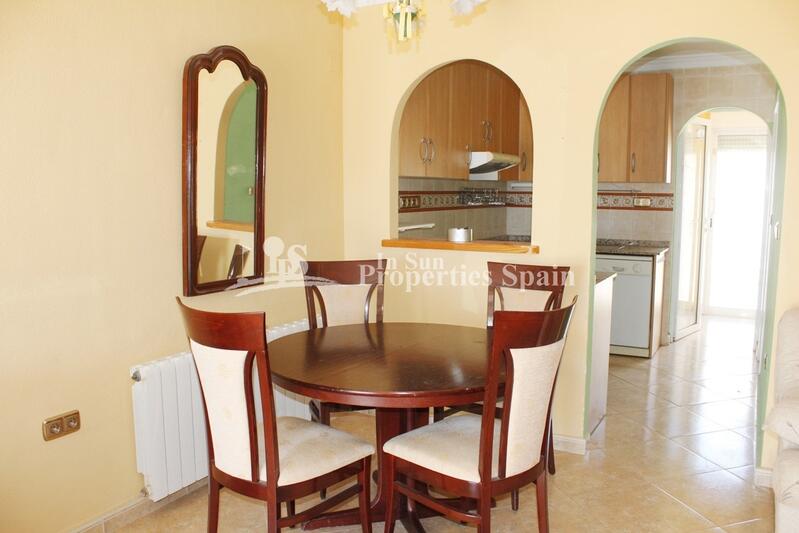 2 bedroom Townhouse for sale