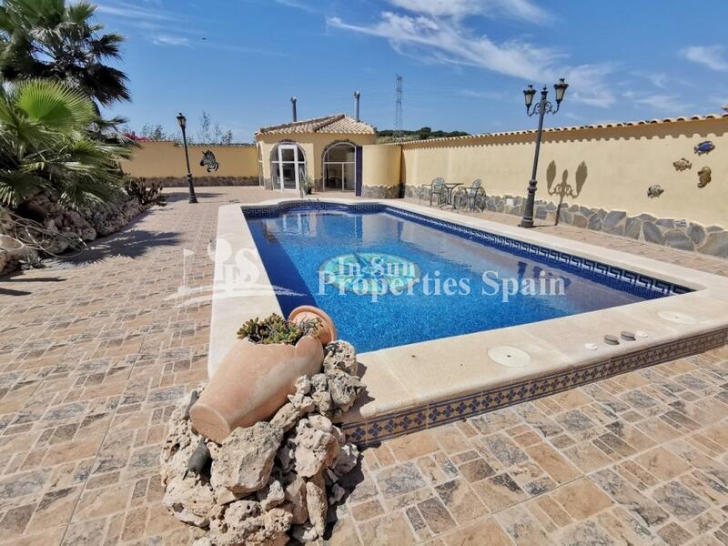 Villa à vendre dans San Miguel de Salinas, Alicante