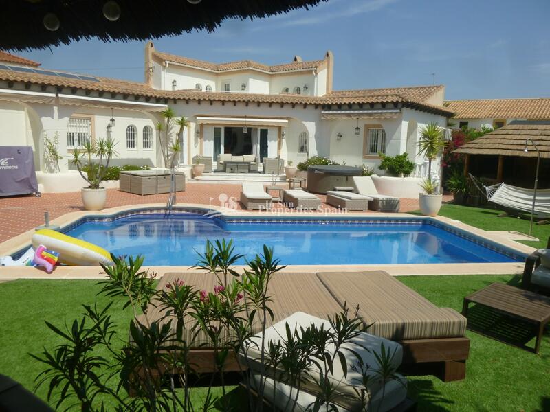 Villa à vendre dans Orihuela Costa, Alicante