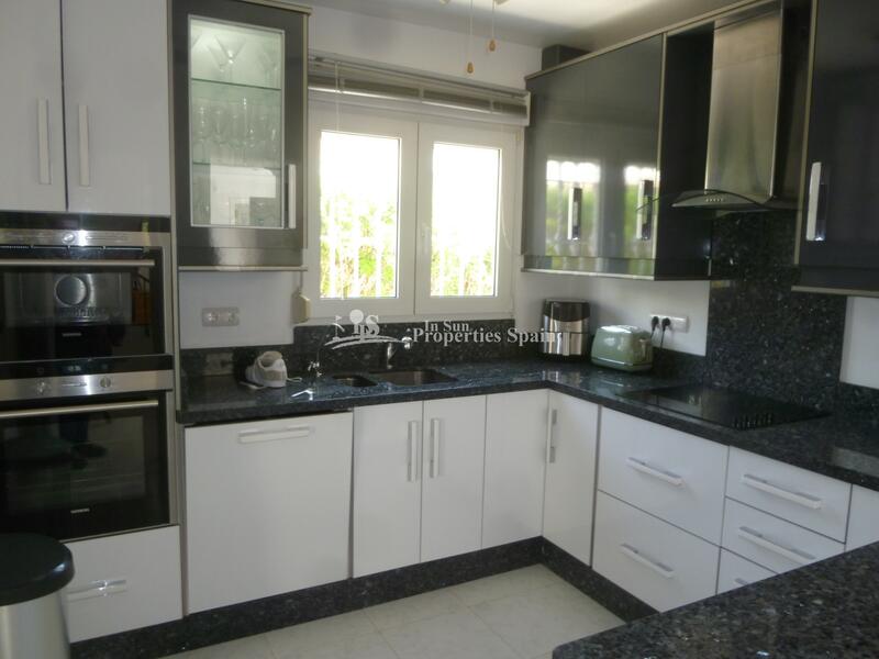 5 bedroom Villa for sale