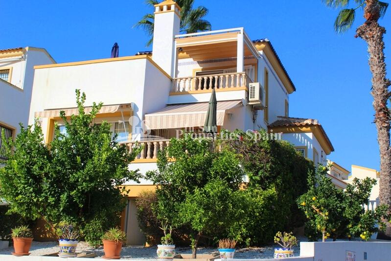 2 bedroom Villa for sale