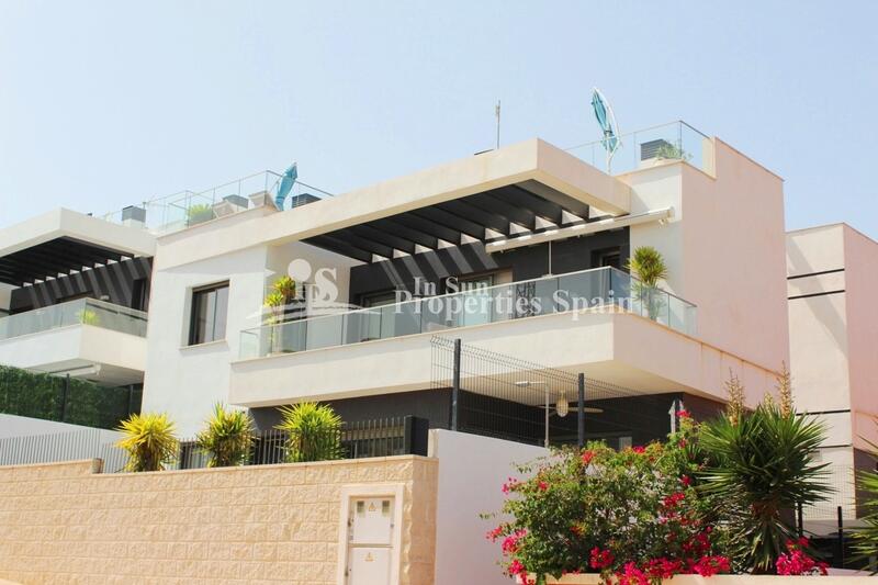 4 bedroom Villa for sale
