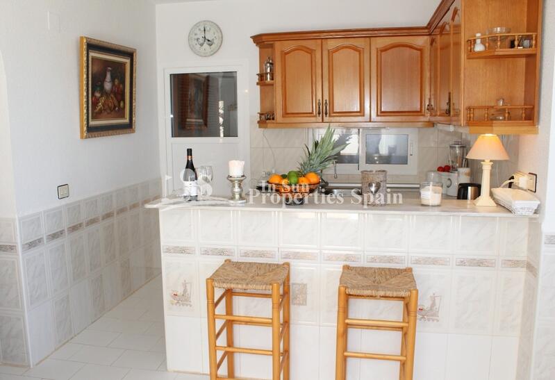 4 bedroom Townhouse for sale