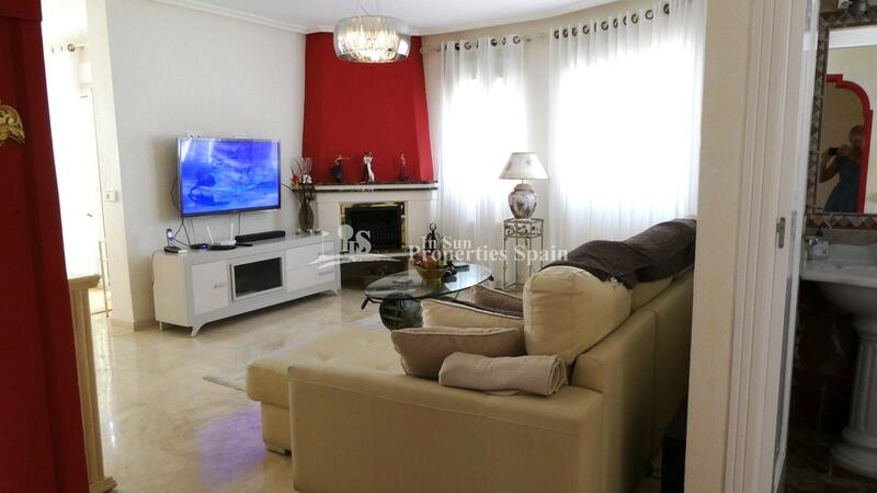4 slaapkamer Villa Te koop