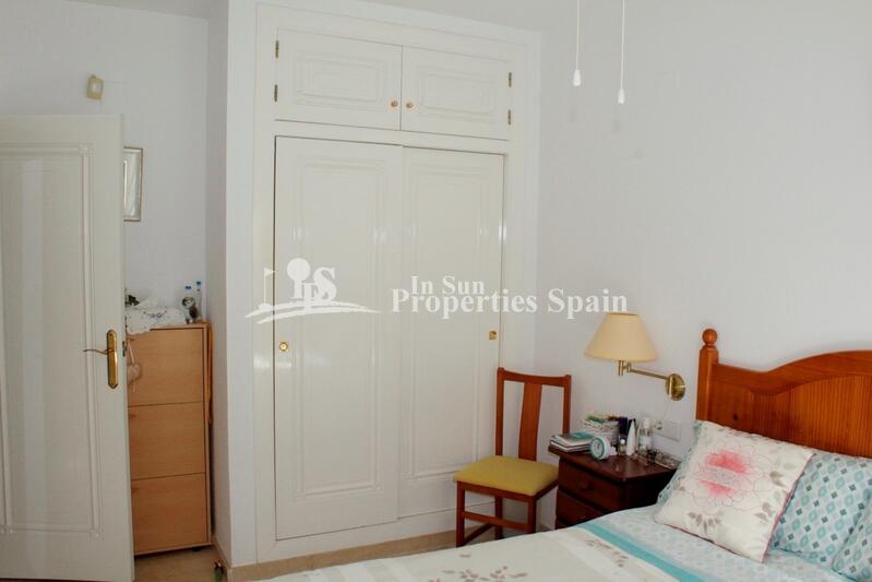 2 Cuarto Adosado en venta