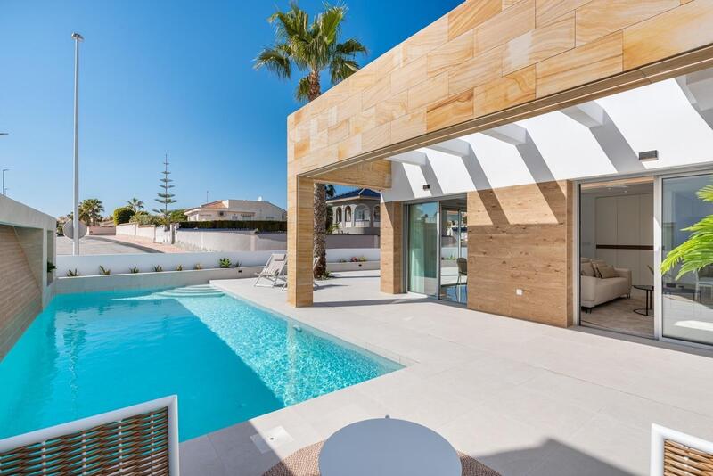 4 bedroom Villa for sale 4 bedroom Villa for sale