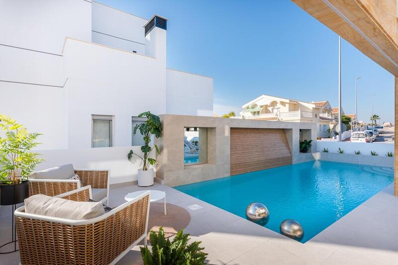 4 bedroom Villa for sale 4 bedroom Villa for sale