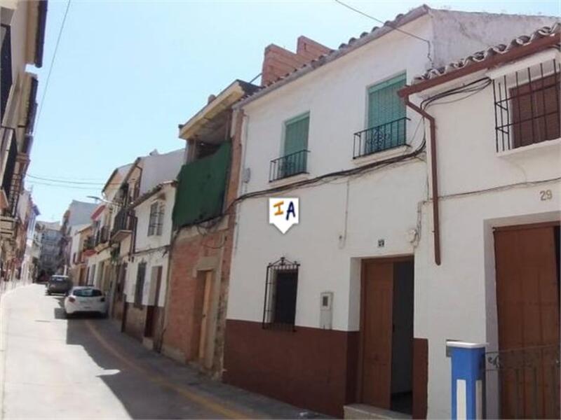 Townhouse for sale in Rute, Córdoba