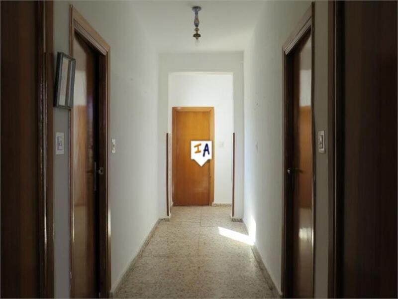 3 bedroom Townhouse for sale