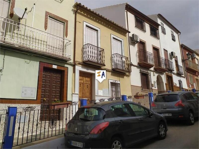 Townhouse for sale in Rute, Córdoba