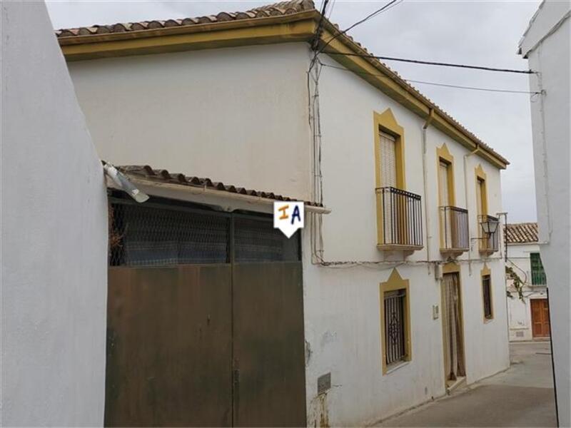 Townhouse for sale in Priego de Cordoba, Córdoba