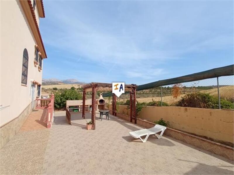 8 Cuarto Villa en venta