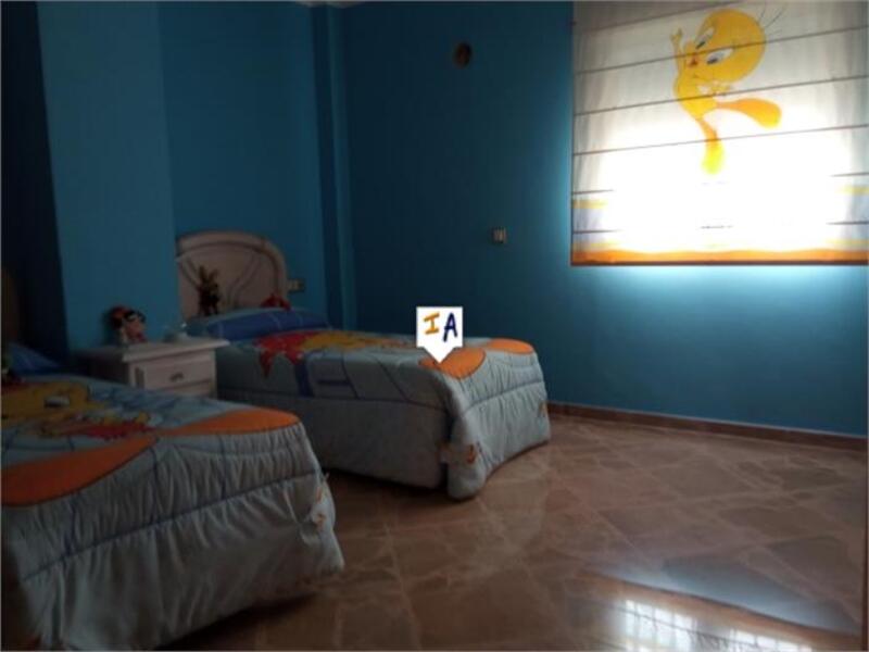 8 Cuarto Villa en venta