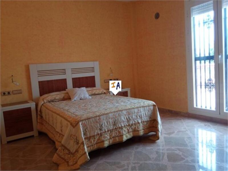8 Cuarto Villa en venta
