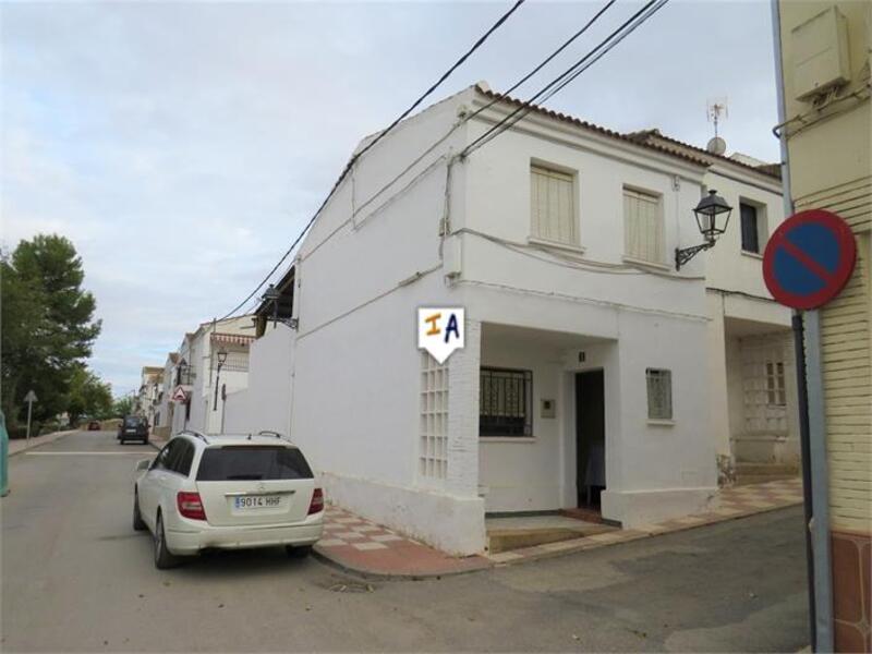 Townhouse for sale in Fuerte del Rey, Jaén