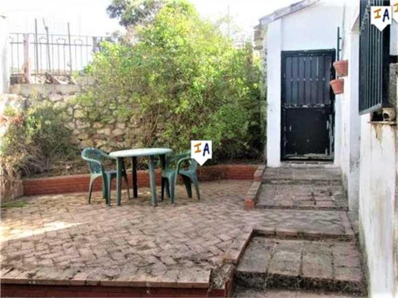 3 bedroom Townhouse for sale