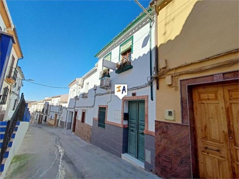 Townhouse for sale in Rute, Córdoba