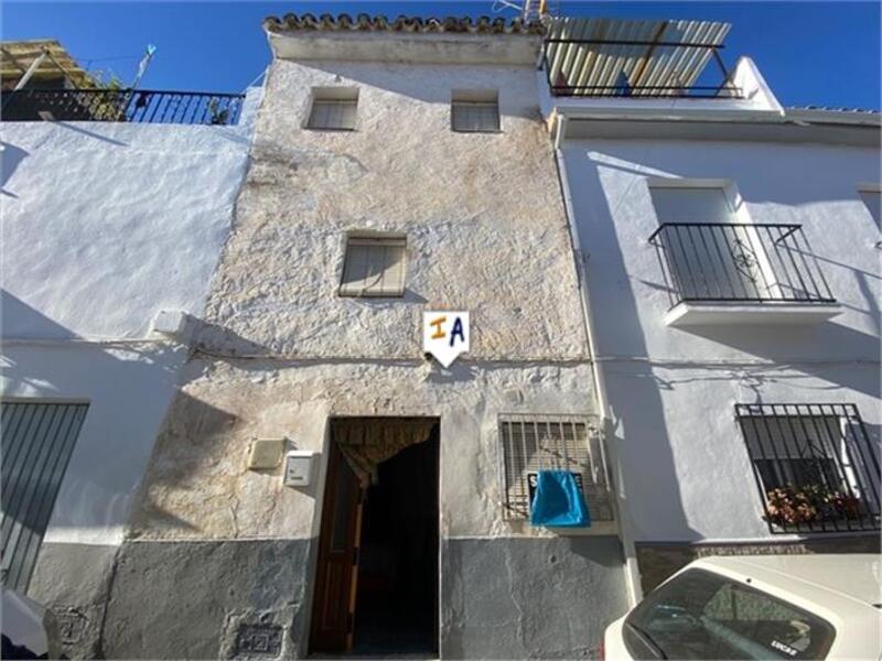 Townhouse for sale in Montefrio, Granada