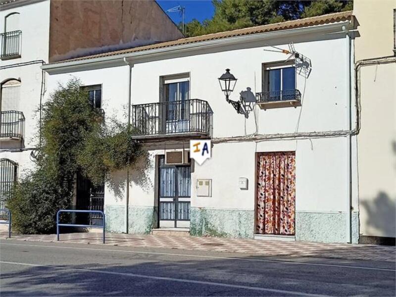 Commercial Property for sale in Luque, Córdoba