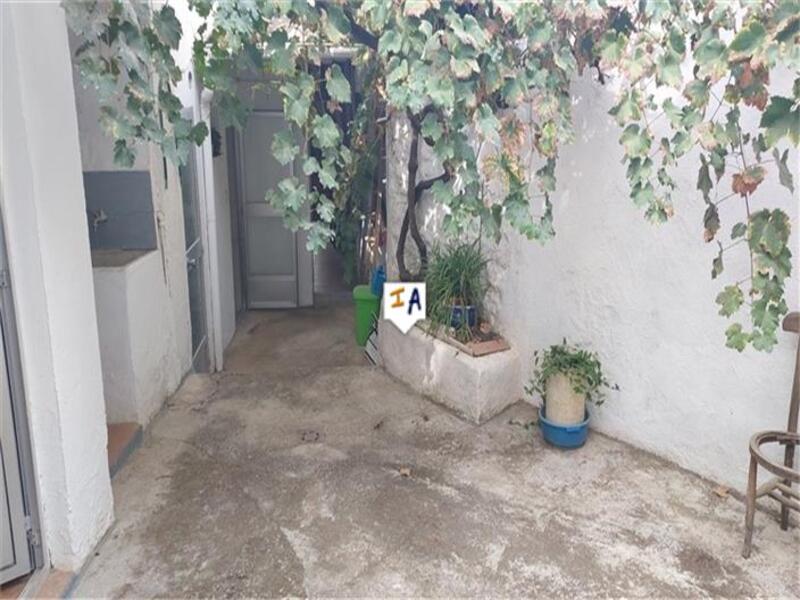 4 slaapkamer Gezinswoning Te koop