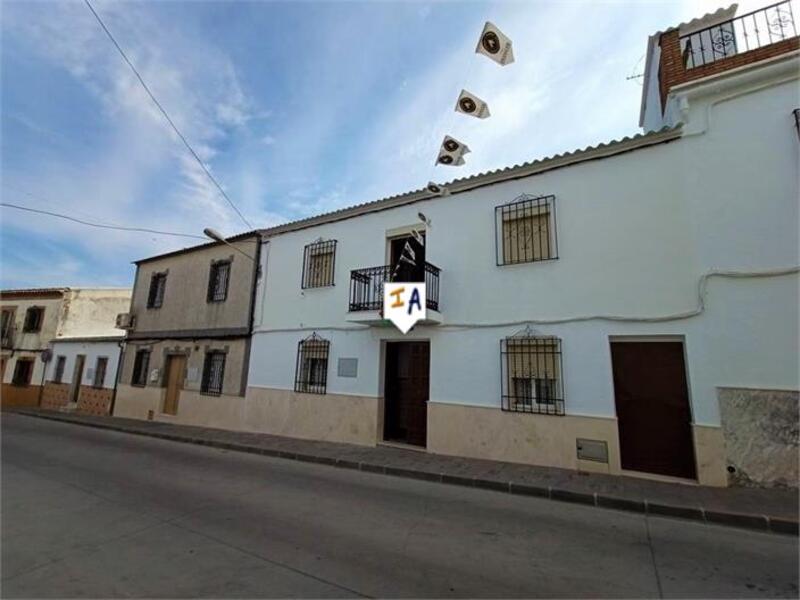 Townhouse for sale in Castro del Rio, Córdoba