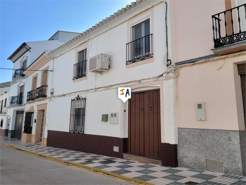 Rekkehus til salgs i Teba, Málaga