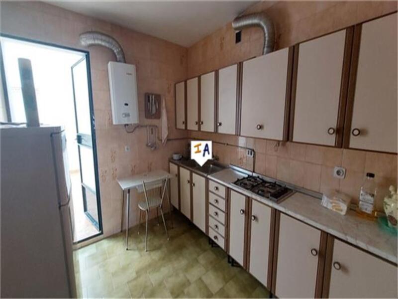 4 bedroom Apartment for sale