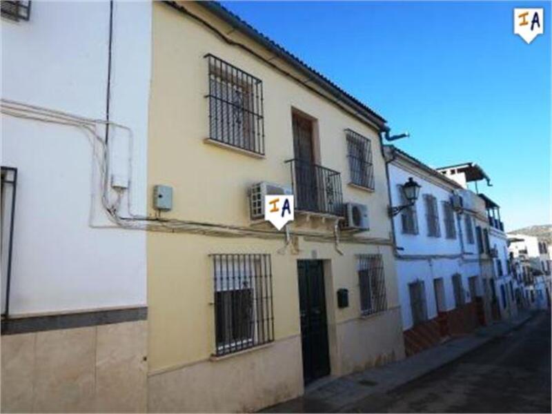 Maison de Ville à vendre dans Badolatosa, Sevilla