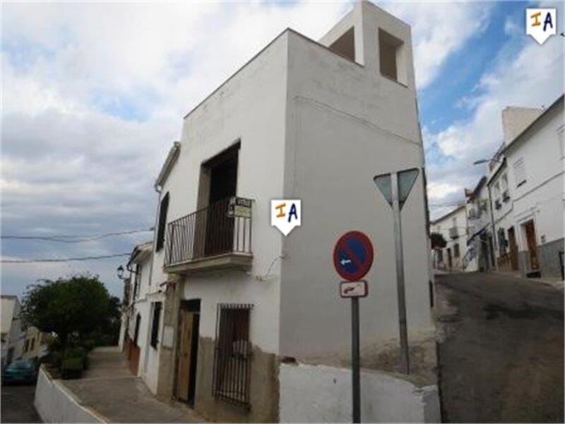 Townhouse for sale in Rute, Córdoba