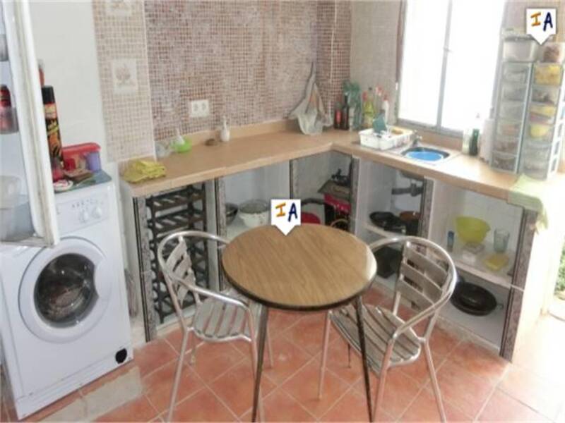 2 slaapkamer Gezinswoning Te koop