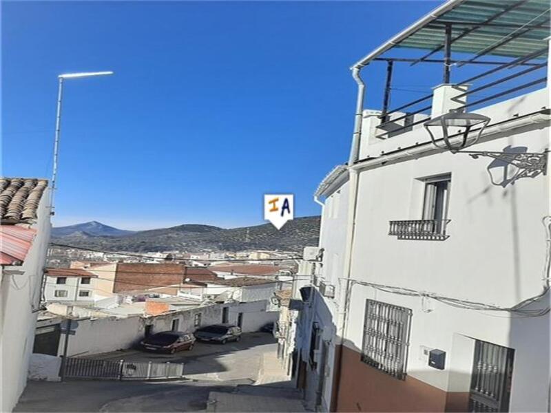 Townhouse for sale in Valdepeñas de Jaen, Jaén