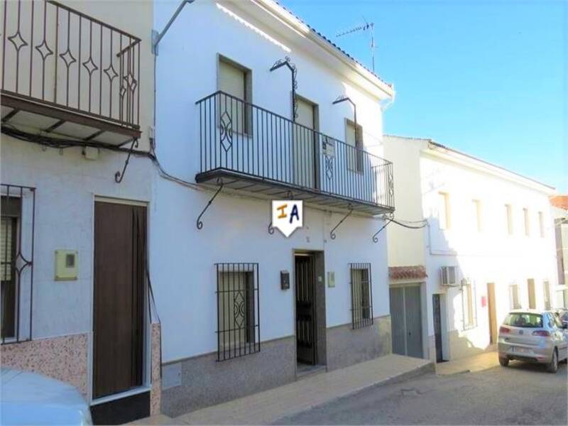 Townhouse for sale in Noguerones, Jaén