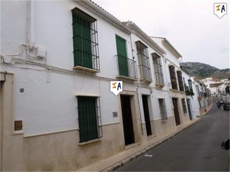 Townhouse for sale in Estepa, Sevilla