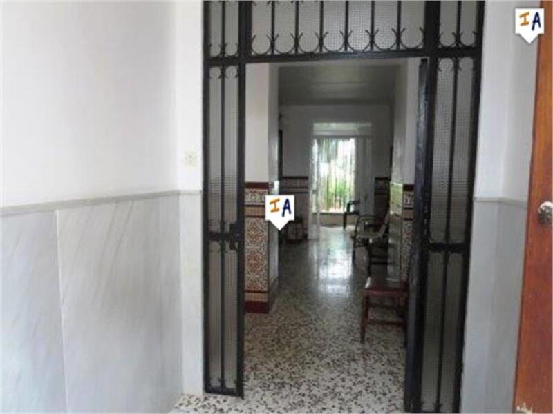 3 bedroom Townhouse for sale