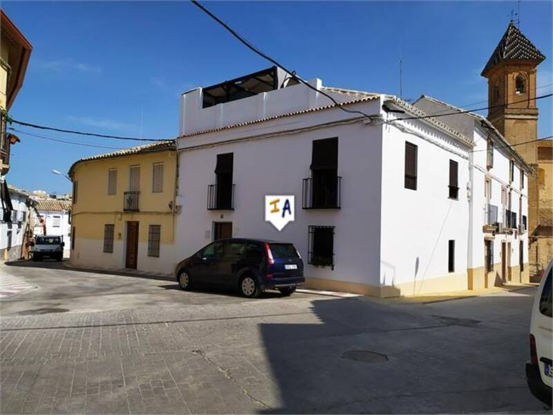 Townhouse for sale in Encinas Reales, Córdoba