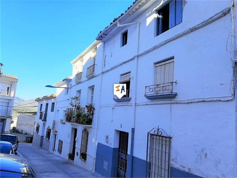 Maison de Ville à vendre dans Castillo de Locubin, Jaén