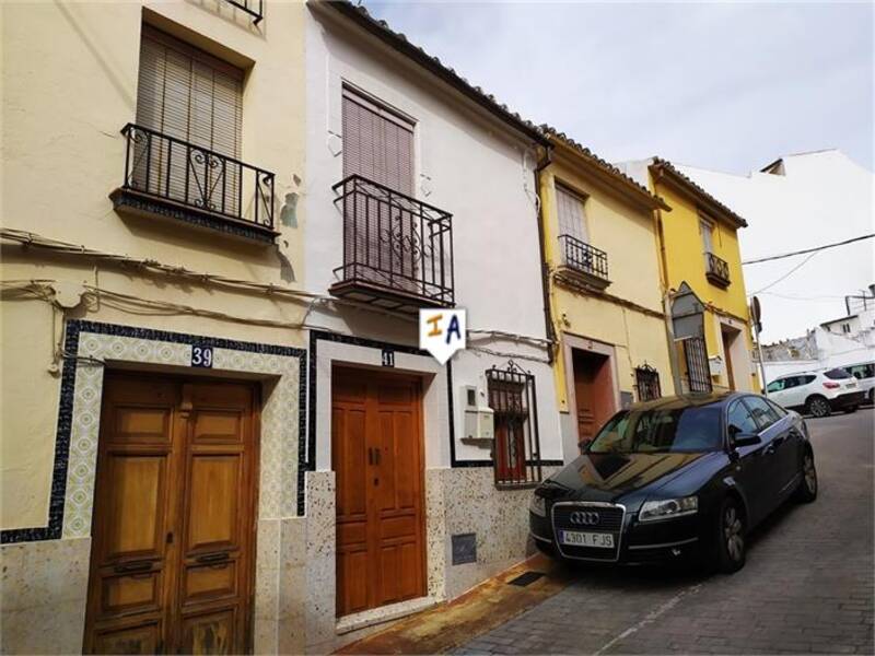 Townhouse for sale in Rute, Córdoba