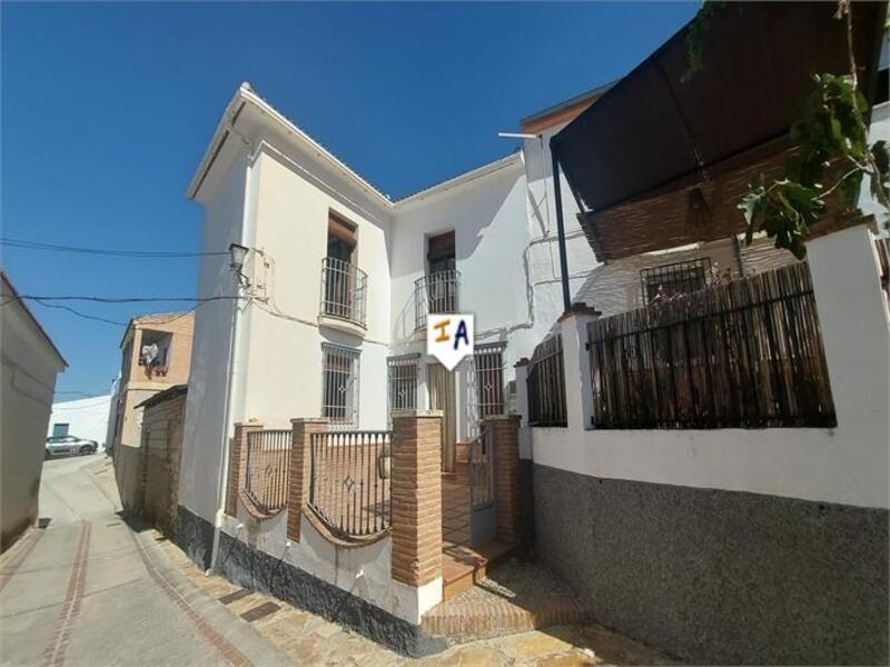 Townhouse for sale in Tozar, Granada