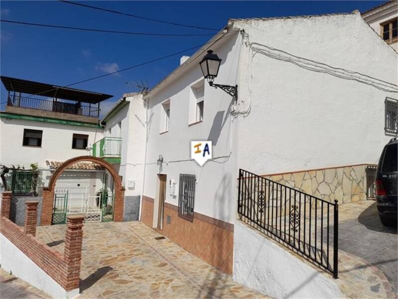 Townhouse for sale in Tozar, Granada