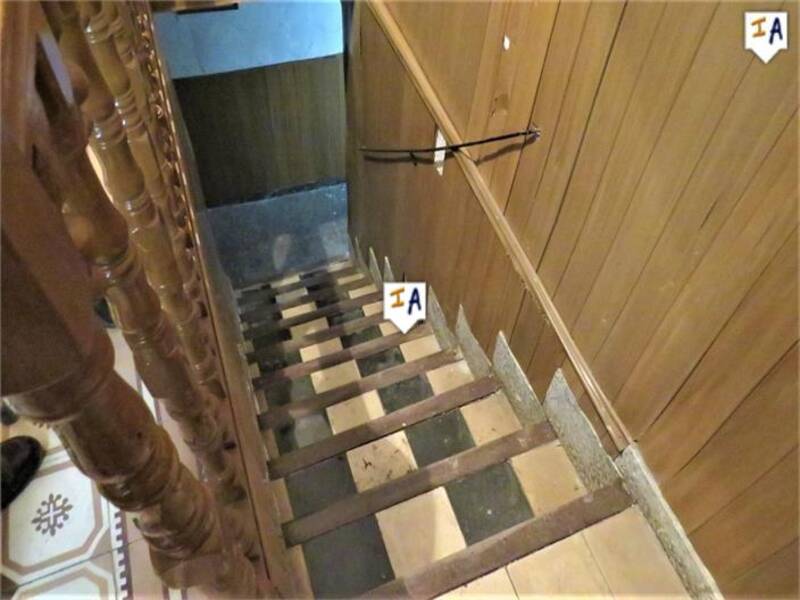 6 slaapkamer Gezinswoning Te koop