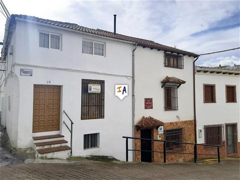 Townhouse for sale in Frailes, Jaén