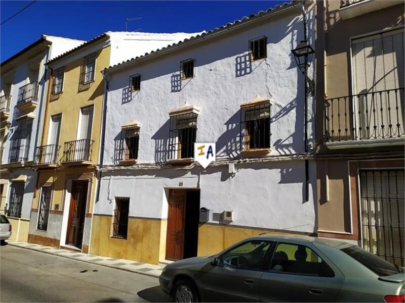 Townhouse for sale in Rute, Córdoba
