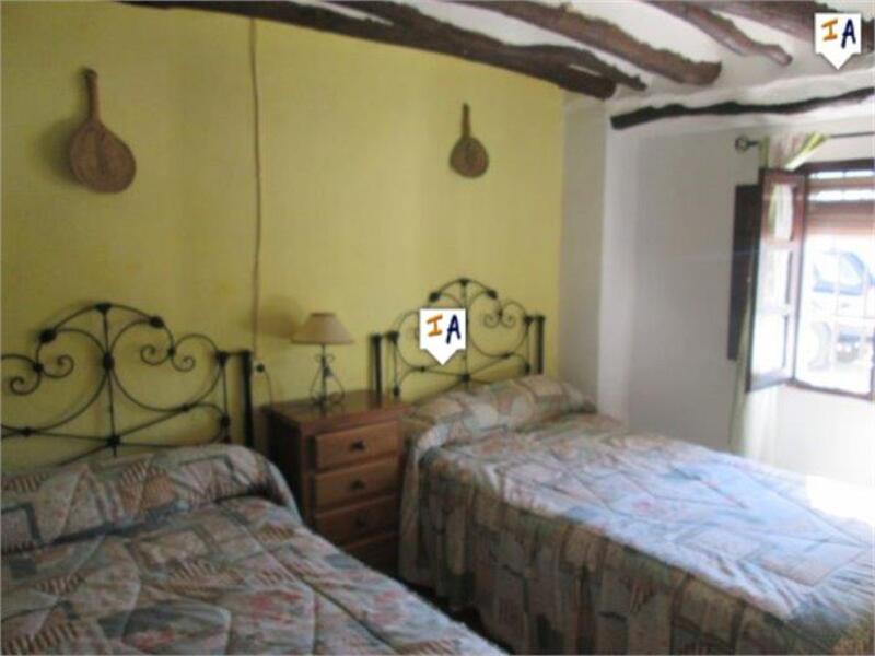 4 Schlafzimmer Stadthaus zu verkaufen