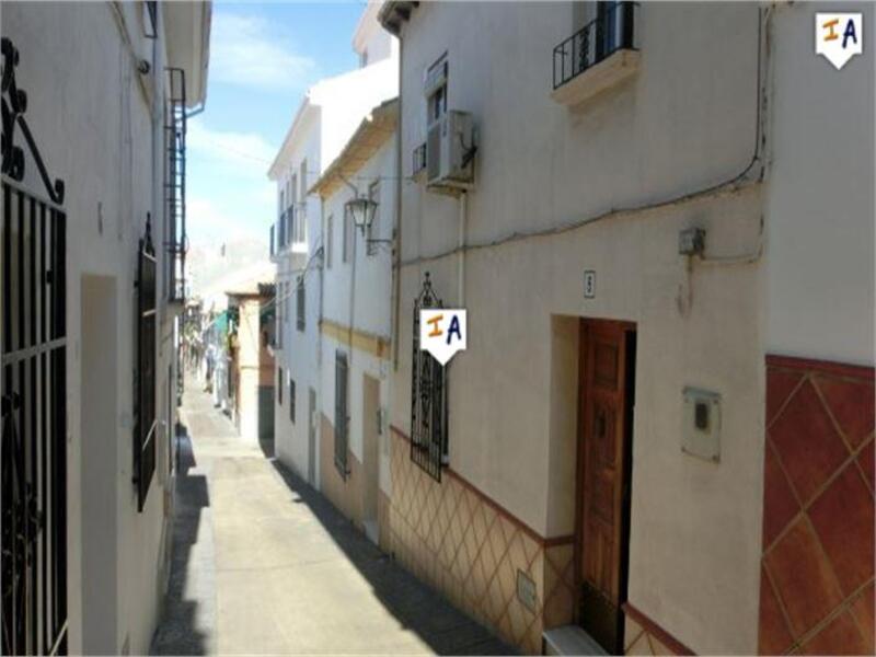 Townhouse for sale in Priego de Cordoba, Córdoba