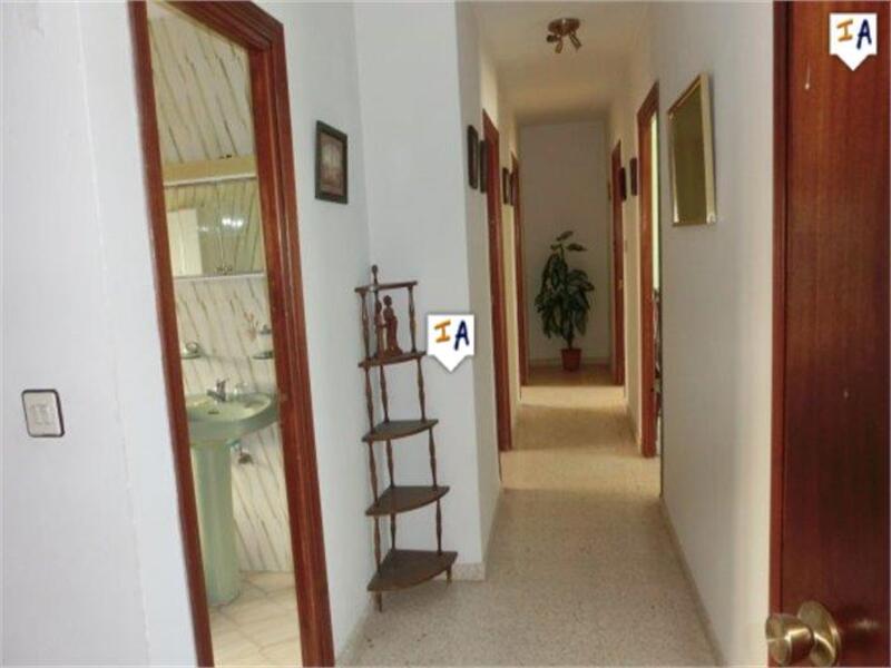 3 bedroom Townhouse for sale