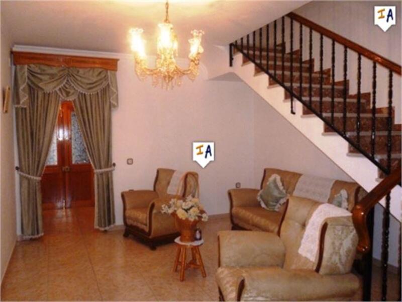 3 bedroom Townhouse for sale