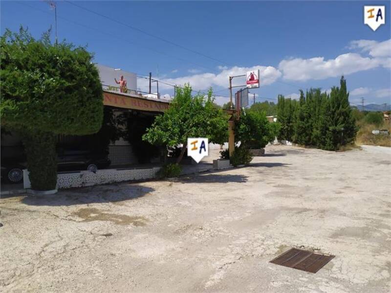 3 Cuarto Local Comercial en venta