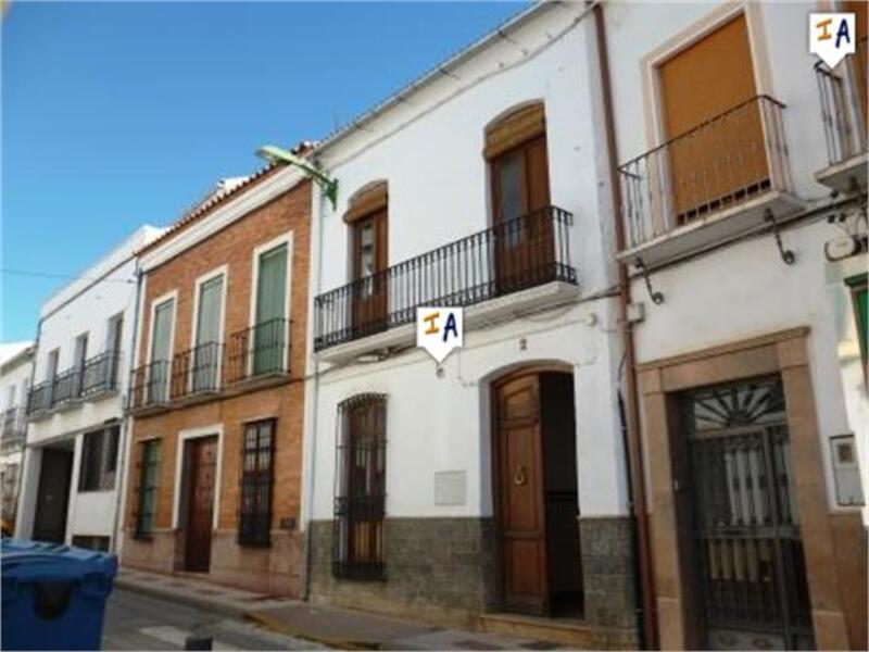 Maison de Ville à vendre dans Villanueva de Algaidas, Málaga