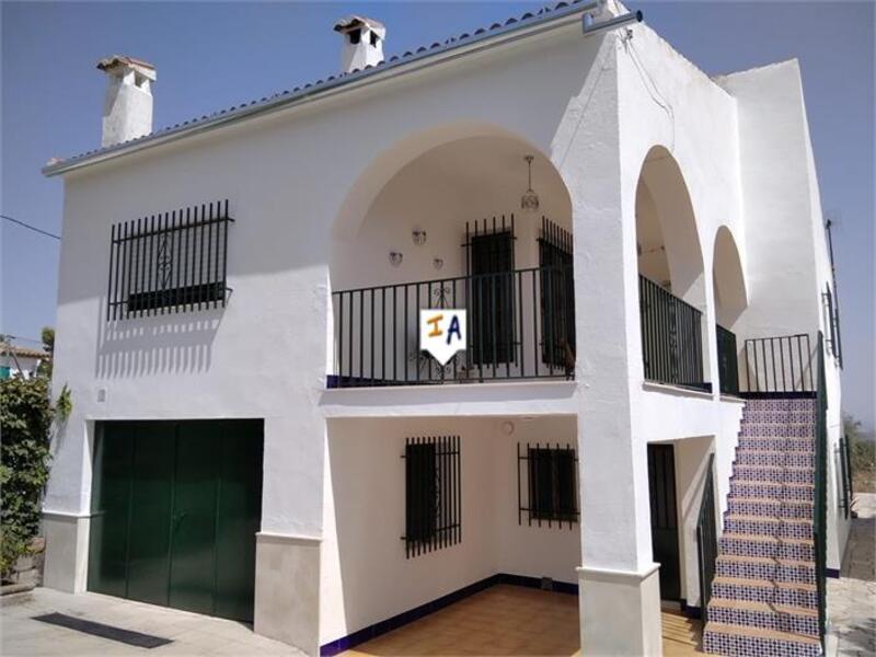Townhouse for sale in Lora de Estepa, Sevilla